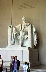 tony in front of statue of abraham lincoln